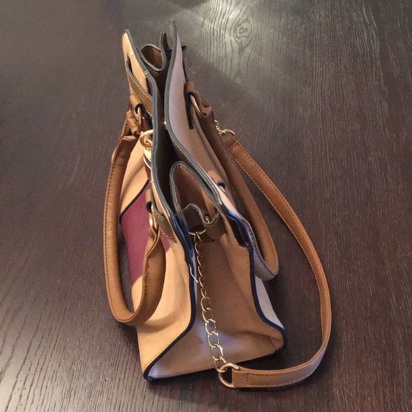 Purse - Picture 4 of 4